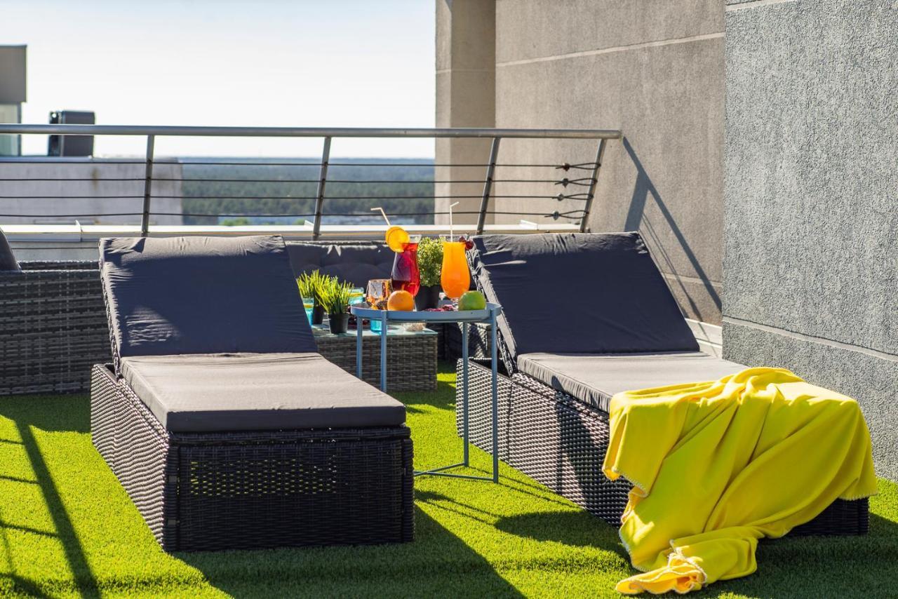 Skyhouse Private Penthouse And Apartment *