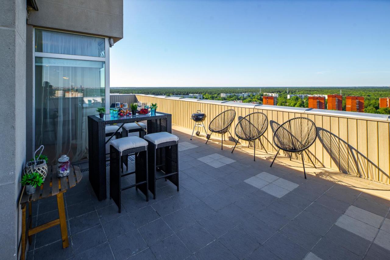 Skyhouse Private Penthouse And