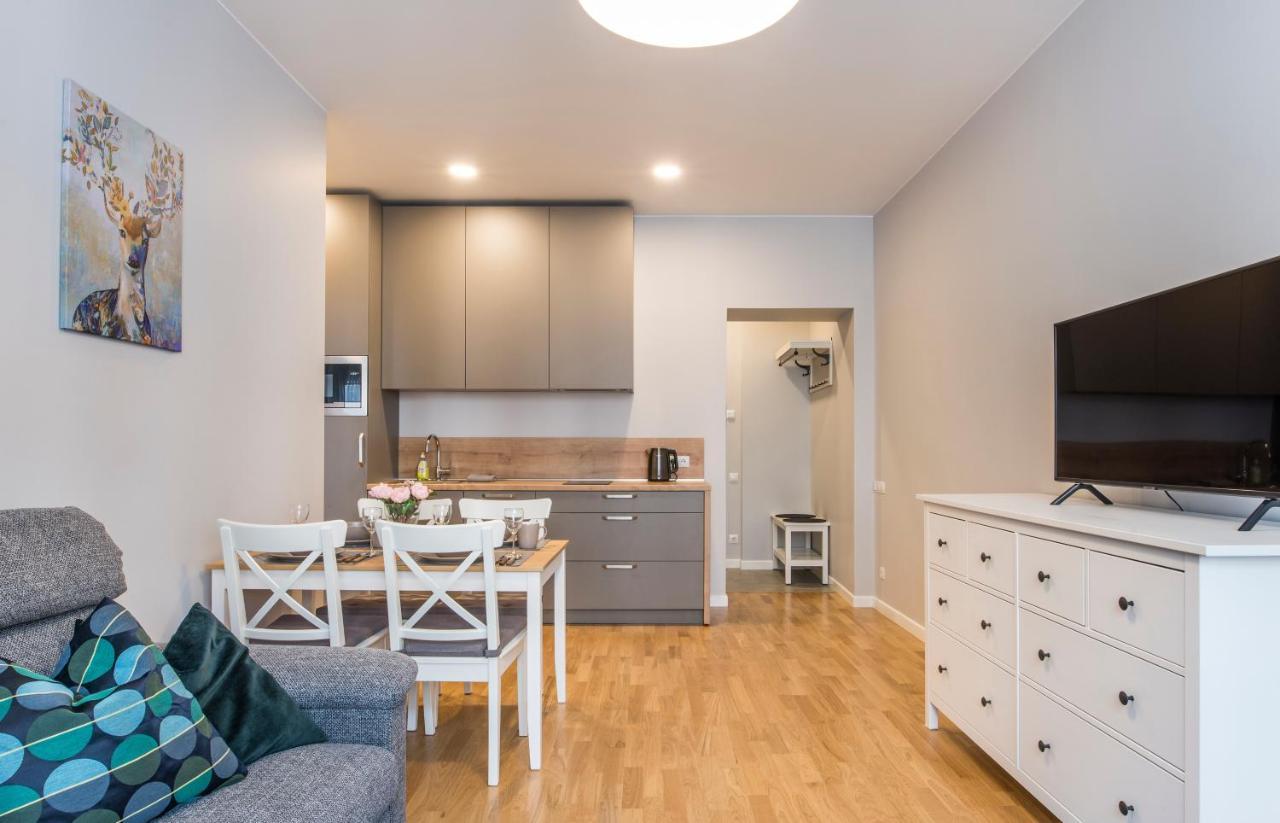Charming 1br - 46m2 - Perfect Location Apartment Riga