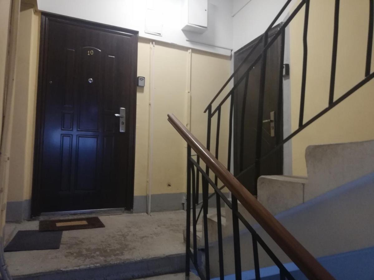 2 Apartament Old Town Apartment *