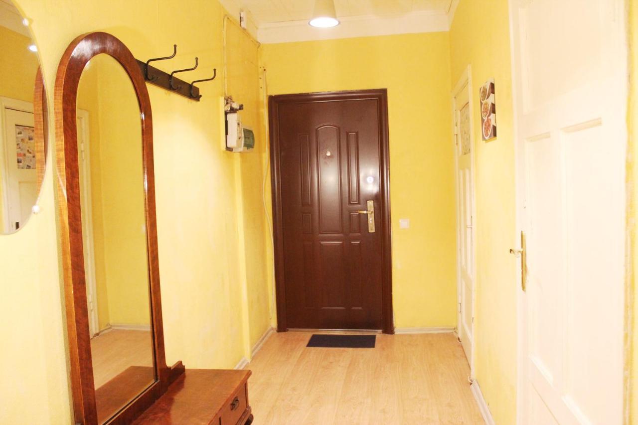 2 Apartament Old Town Apartment *