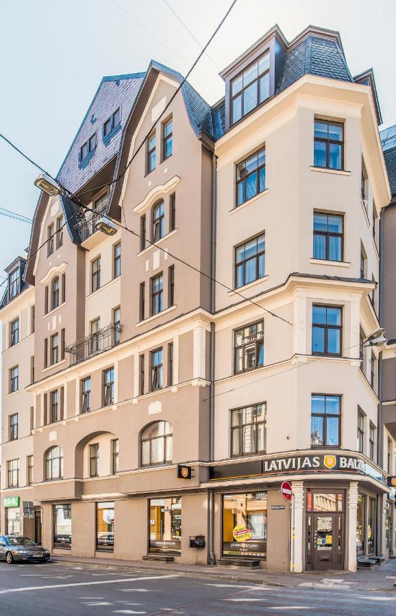 Charming 1br - 46m2 - Perfect Location * Riga