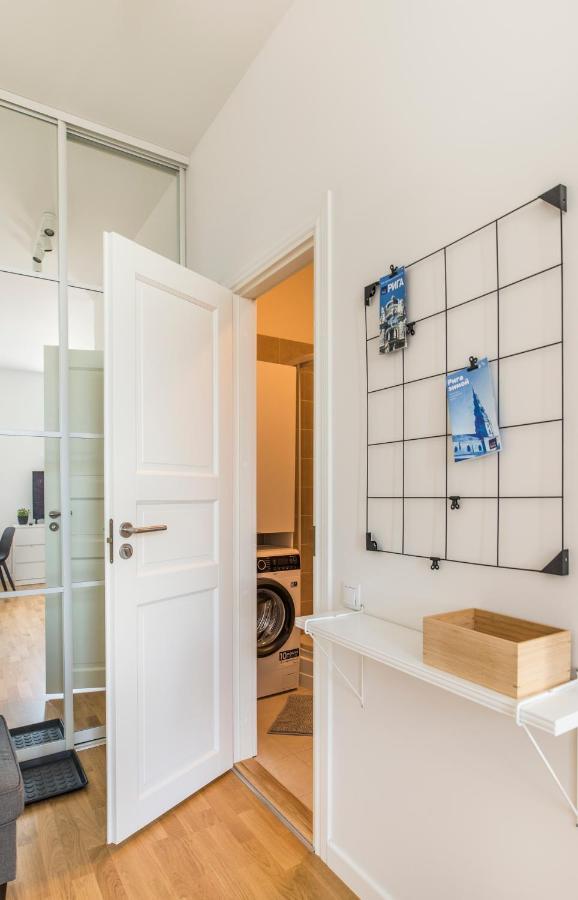 Apartment Cozy Modern - Great For Short Trips Riga