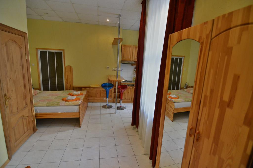 Hotel Multilux 2*