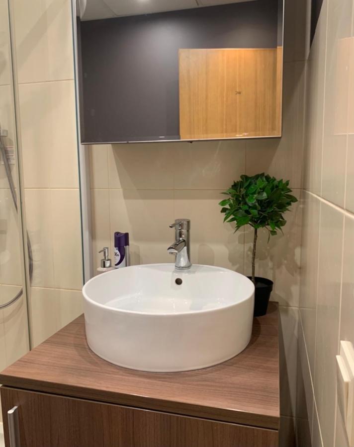 Fancy 2 Bed In Centre Apartment Riga
