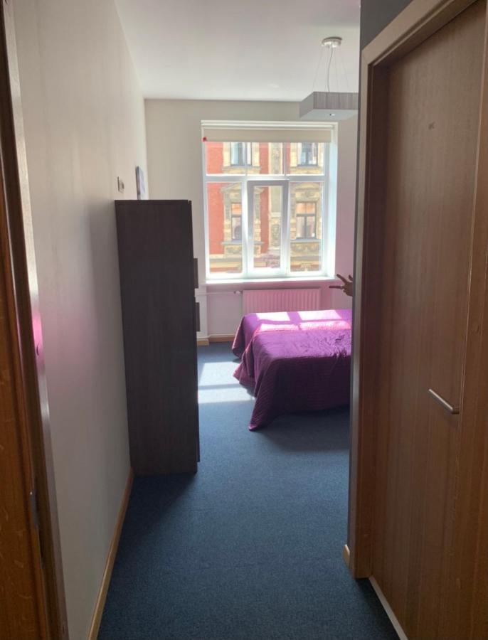 Fancy 2 Bed In Centre Apartment