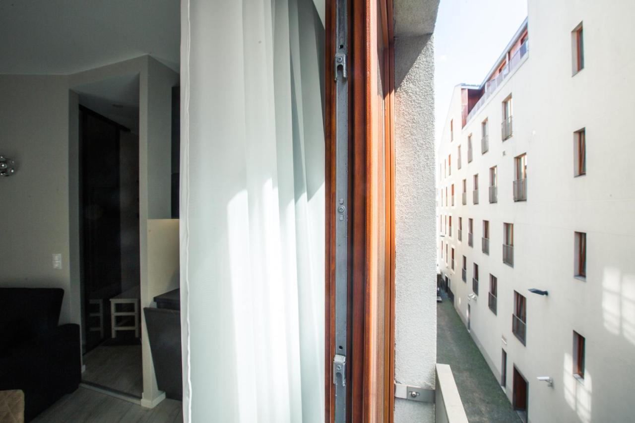 New Modern In The Old Town Apartment *