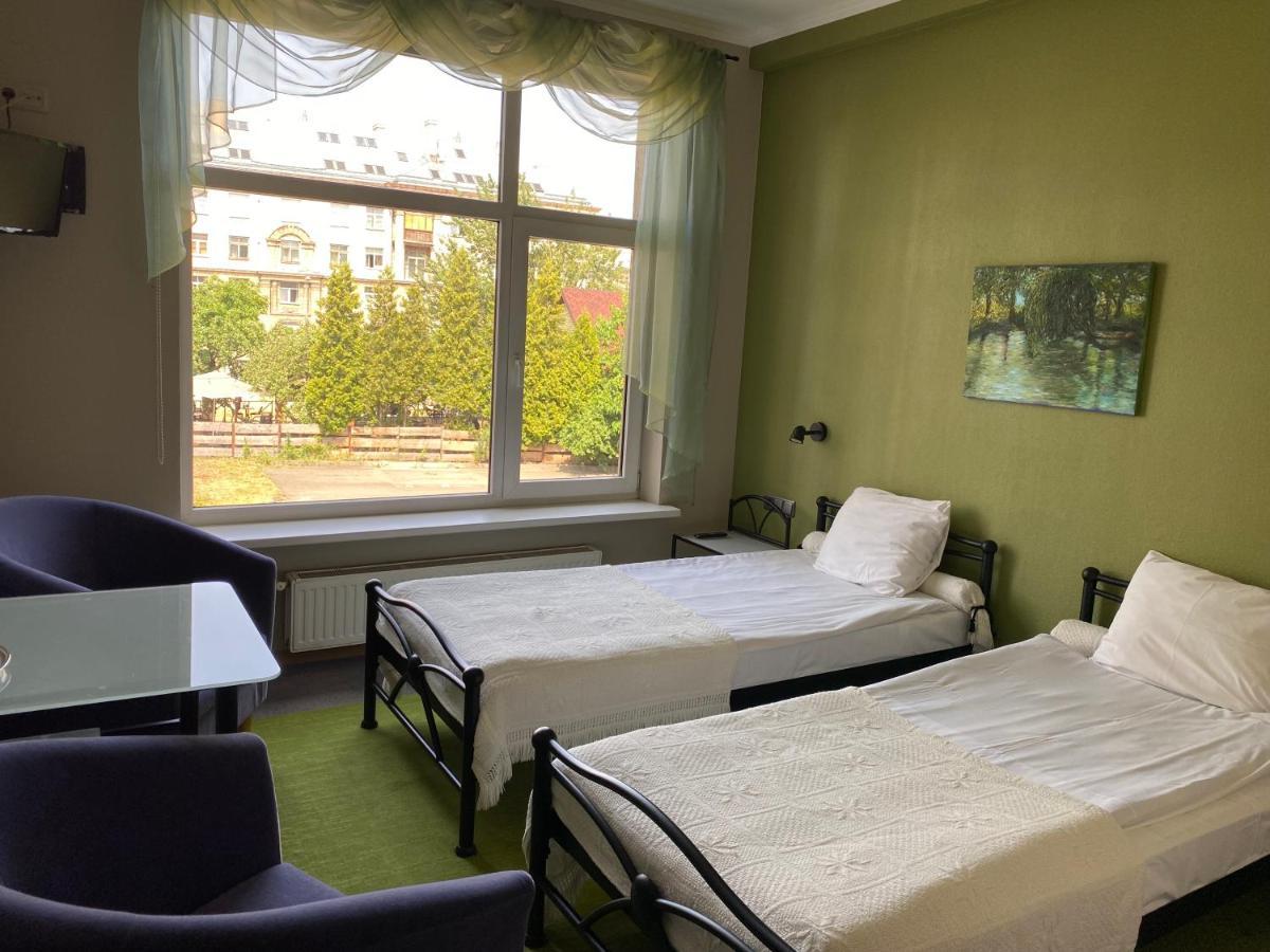Aparthotel Kert Free Parking 3*