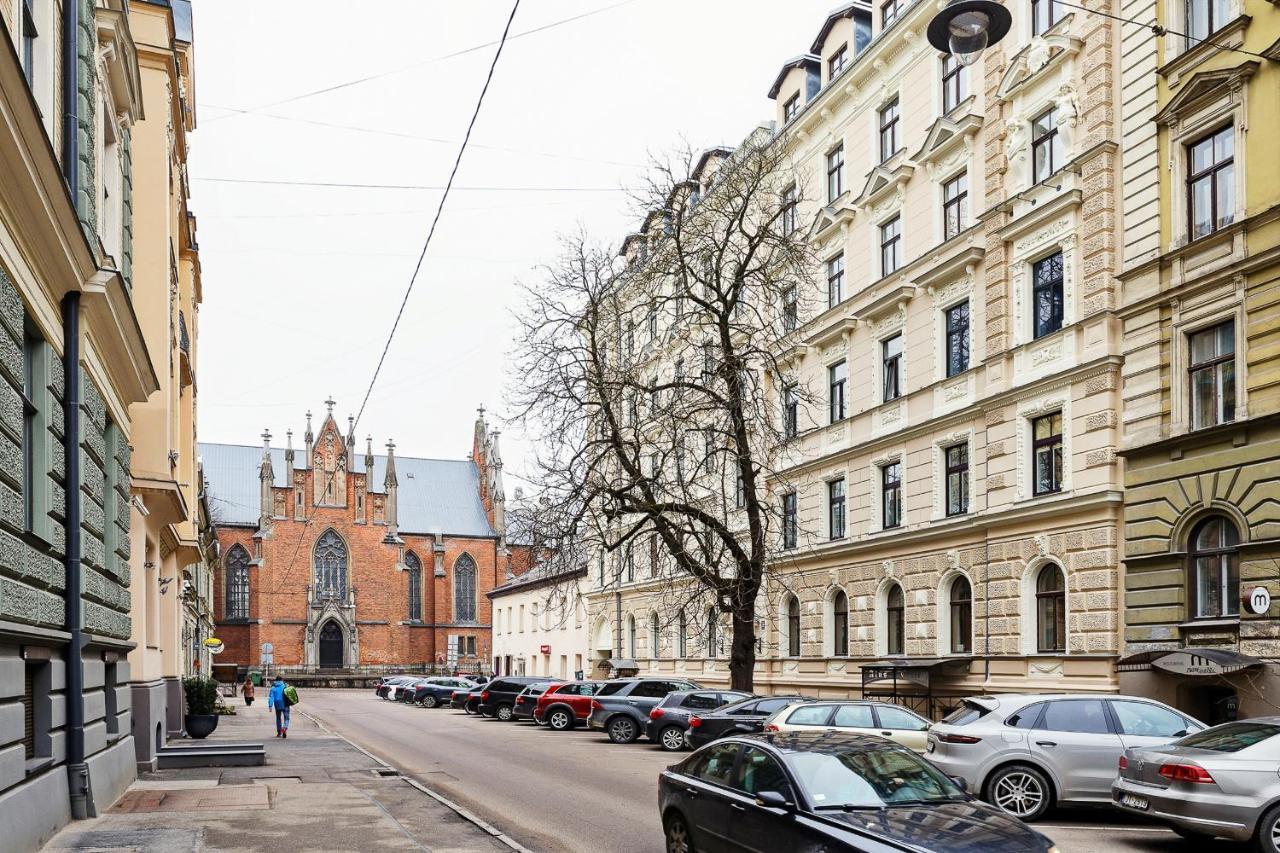 Sunny Grand Apartment By Old Town *