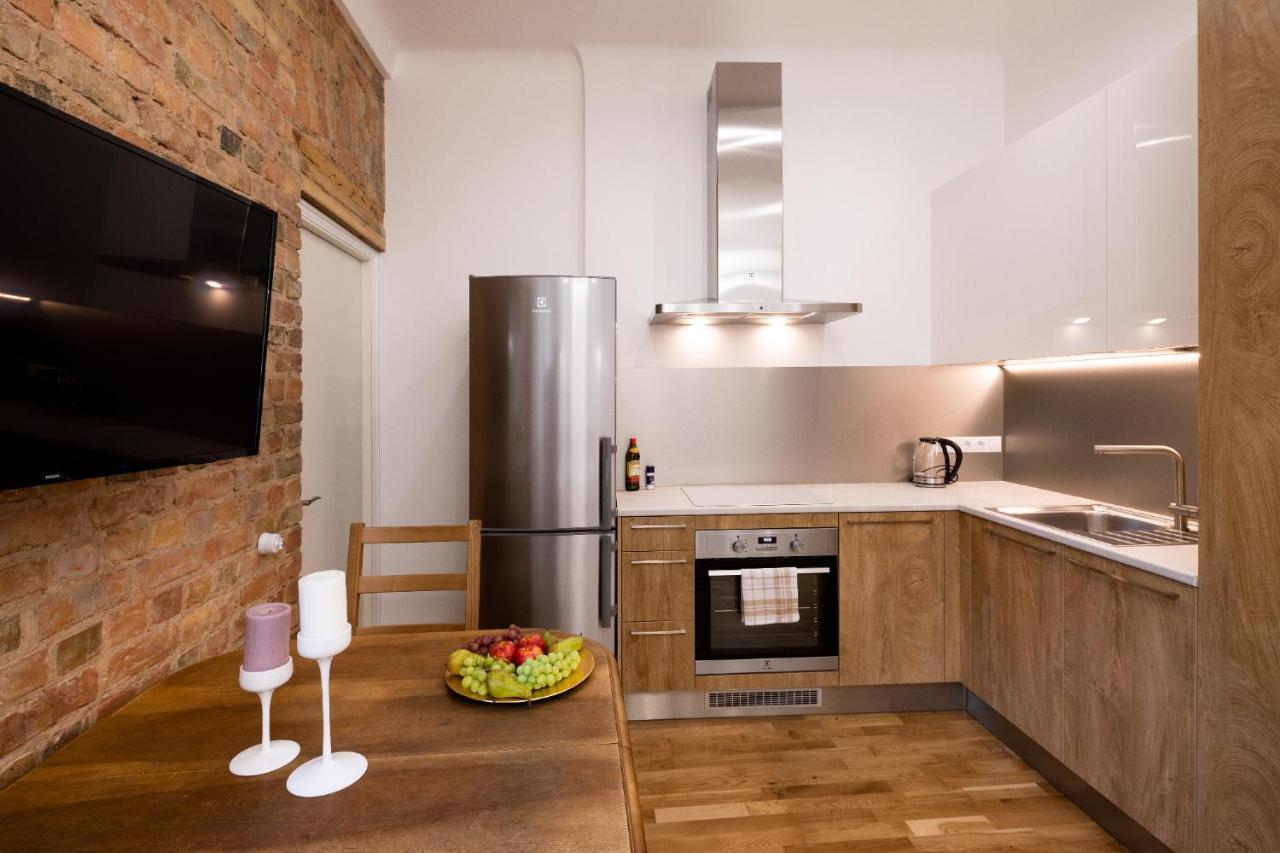 Aparthotel Brivibas House Design In City Center *