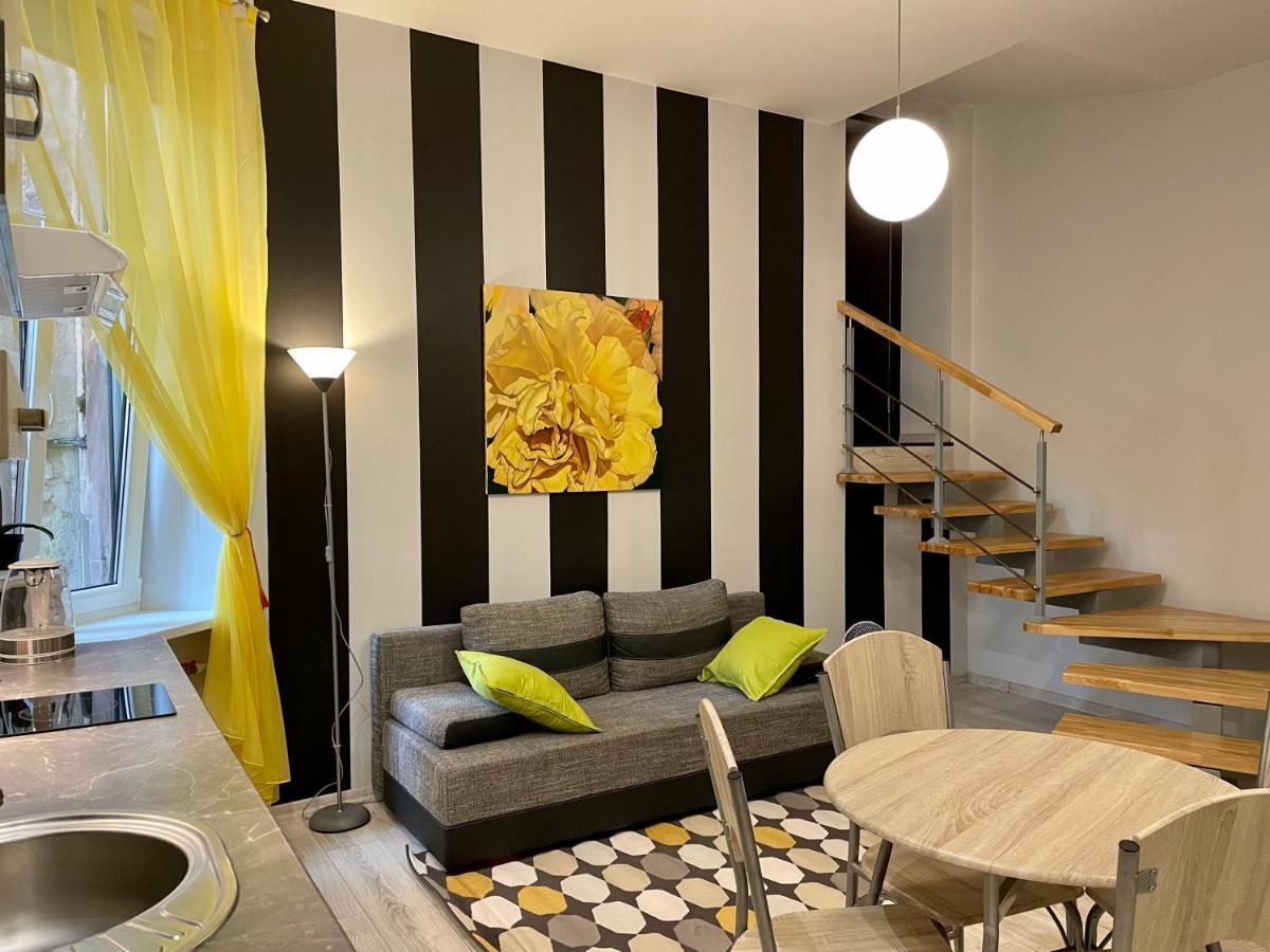 Modern-style Flat 2 Apartment