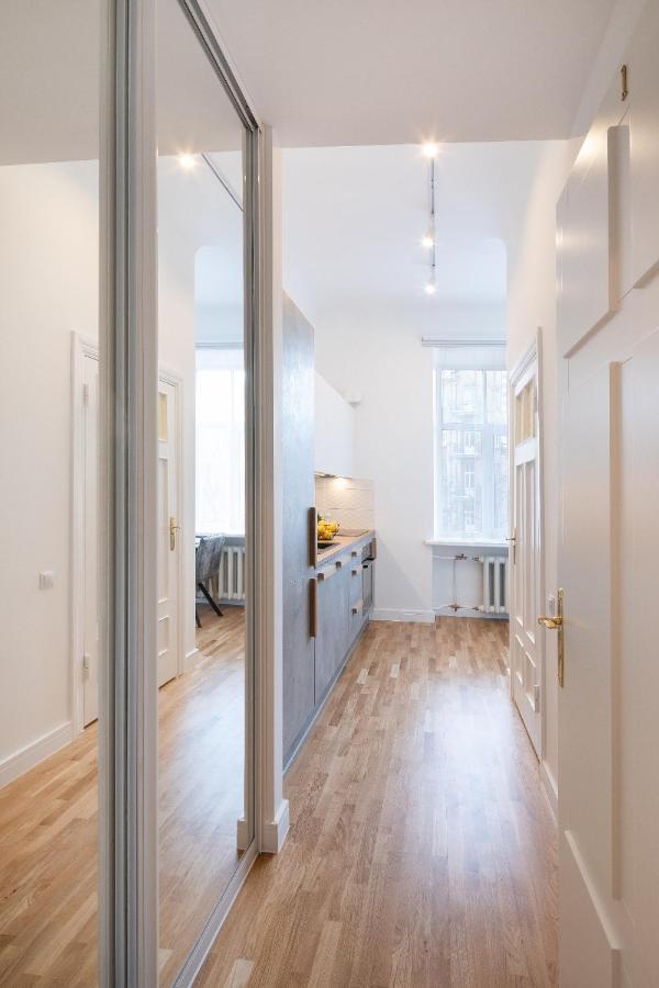 Brivibas House Design In City Center Aparthotel