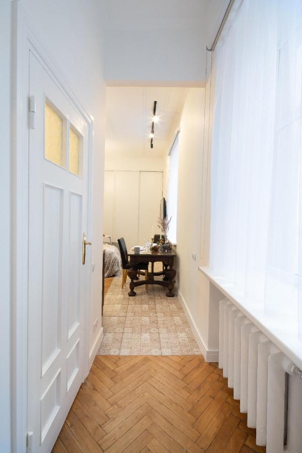 Aparthotel Brivibas House Design In City Center *