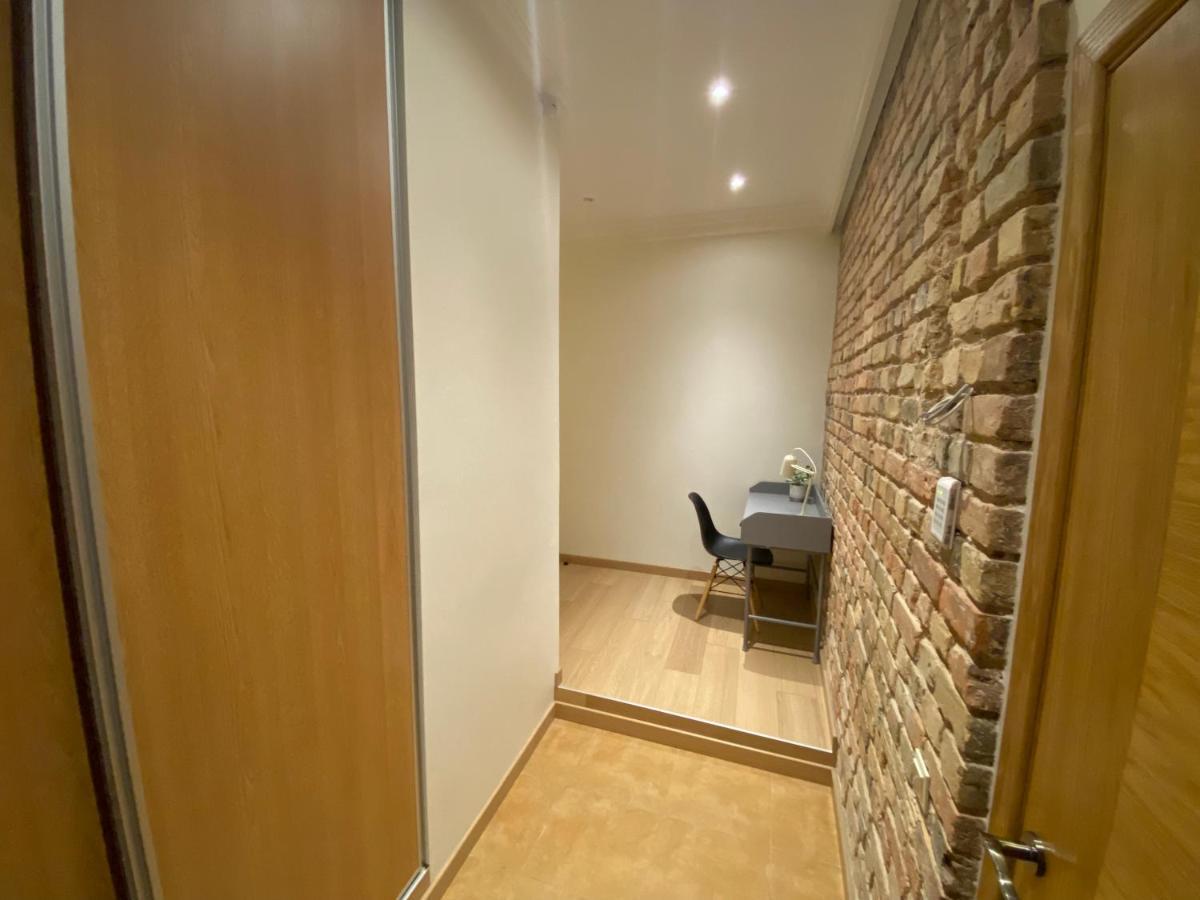 Korter Cosy 2 Bedroom In Center *