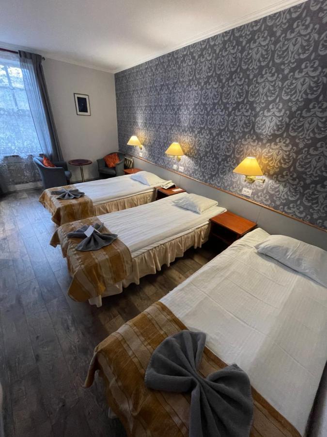 Khách sạn Nb With Free Parking Riga
