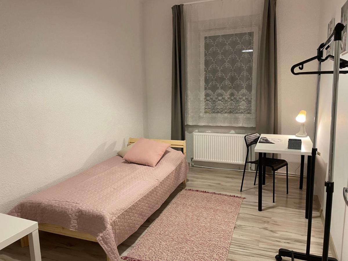 Triada Near The Park And River Daugava * Riga