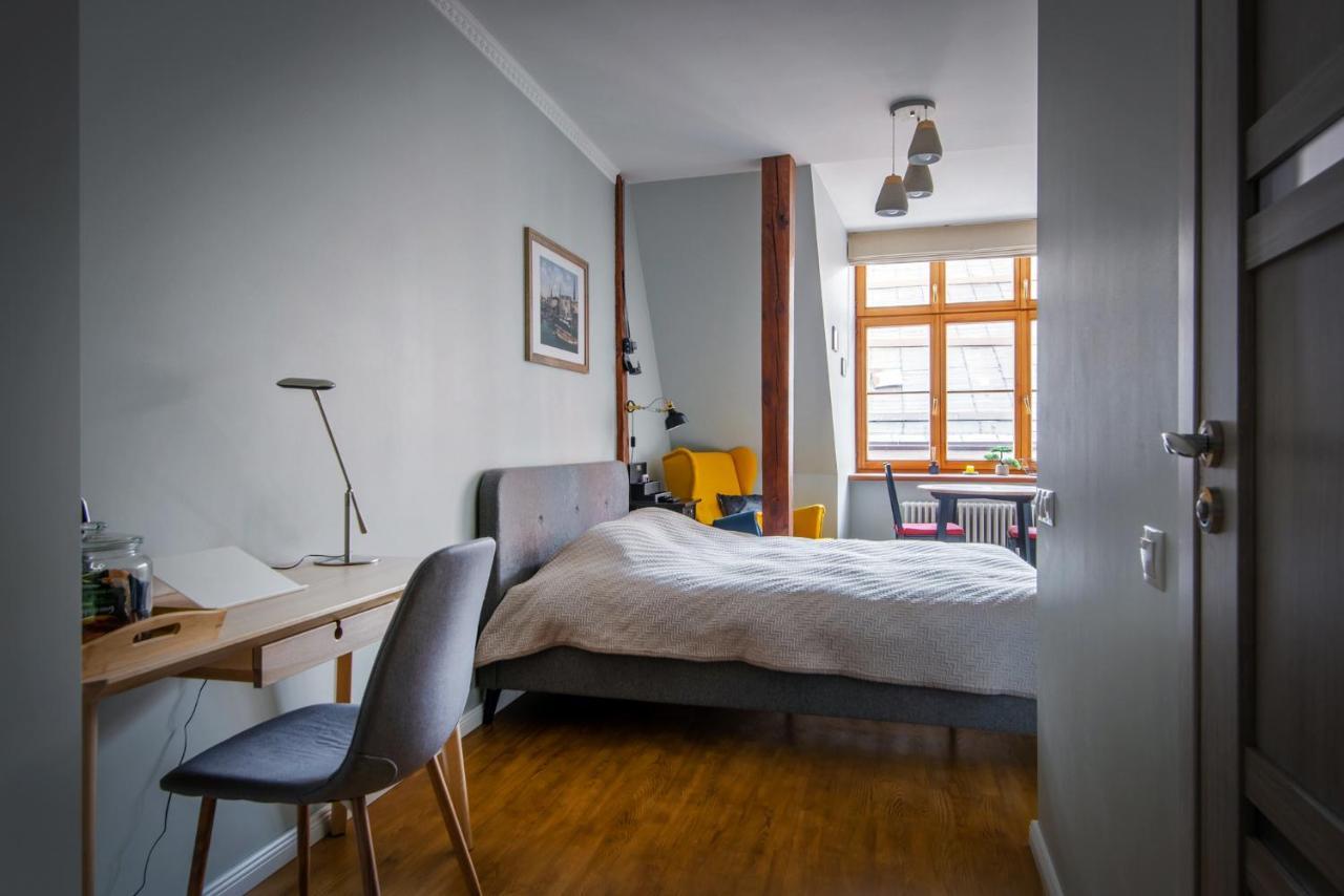 Langer House In Old Apartment *
