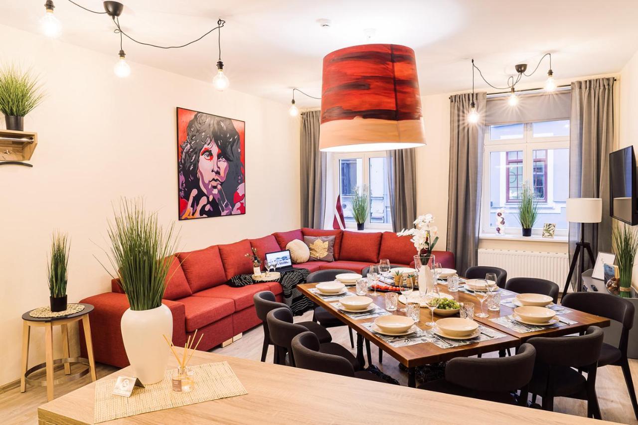 Morrison Apartment/15 Guests/7bedrooms/riga Old Town