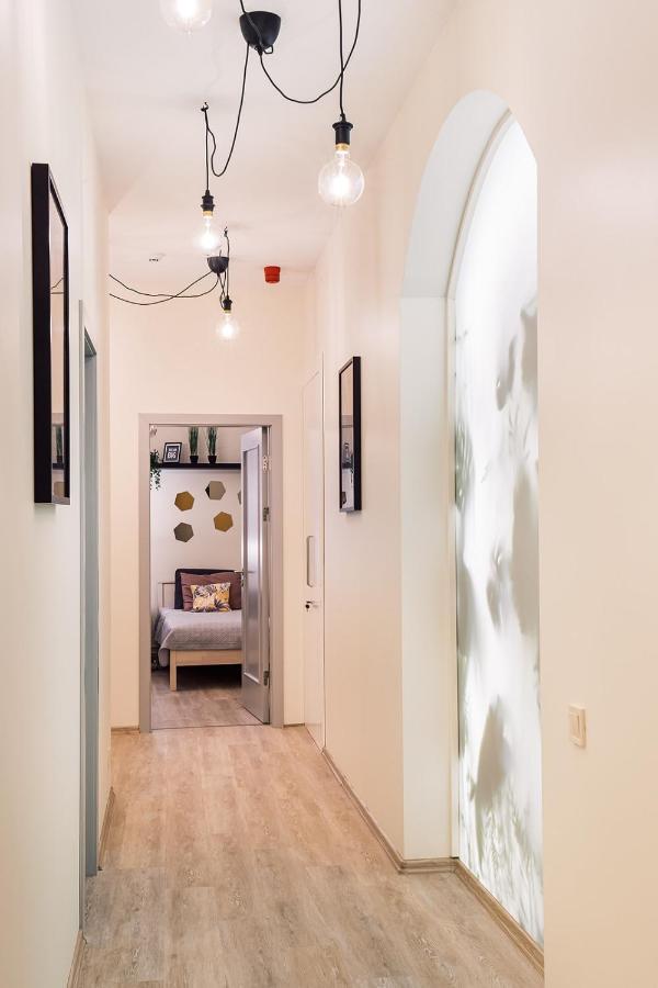 Căn hộ Morrison Apartment/15 Guests/7bedrooms/riga Old Town *