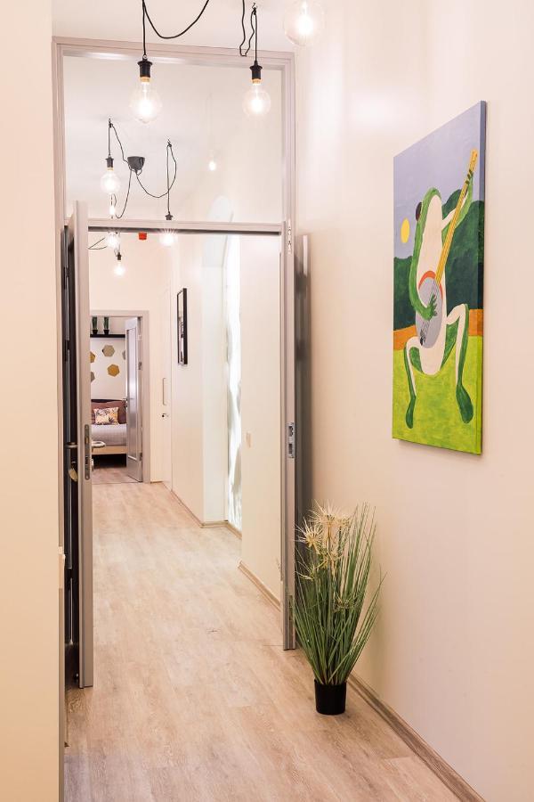 Morrison Apartment/15 Guests/7bedrooms/riga Old Town * Riga