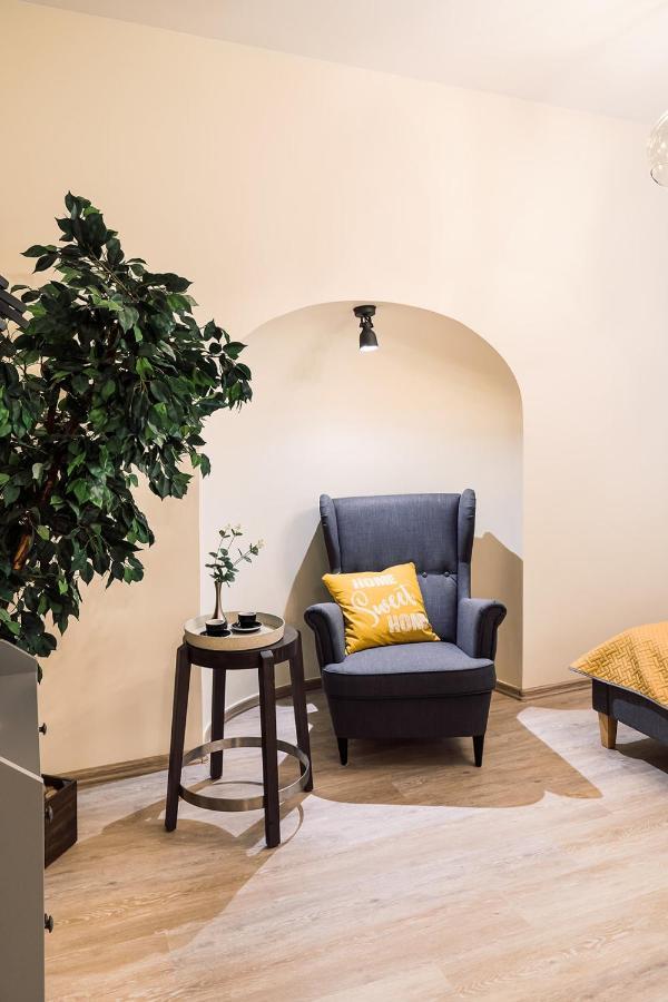Morrison Apartment/15 Guests/7bedrooms/riga Old Town *