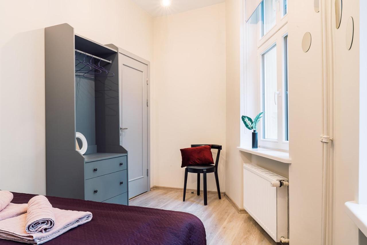 Dzīvoklis Morrison Apartment/15 Guests/7bedrooms/riga Old Town Riga