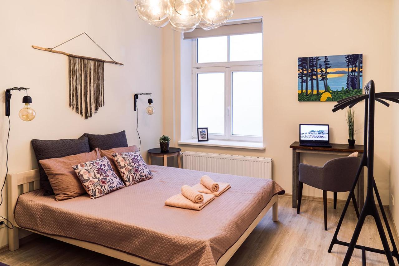 Morrison Apartment/15 Guests/7bedrooms/riga Old Town