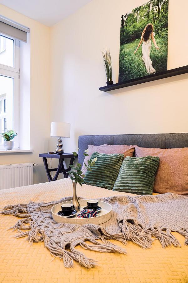 Morrison Apartment/15 Guests/7bedrooms/riga Old Town Dzīvoklis