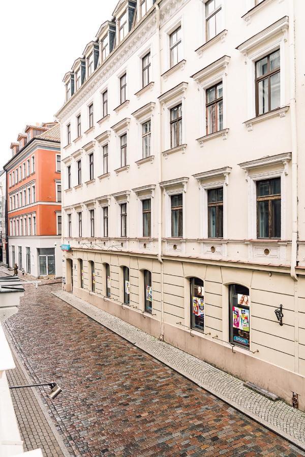 Dzīvoklis Morrison Apartment/15 Guests/7bedrooms/riga Old Town Riga