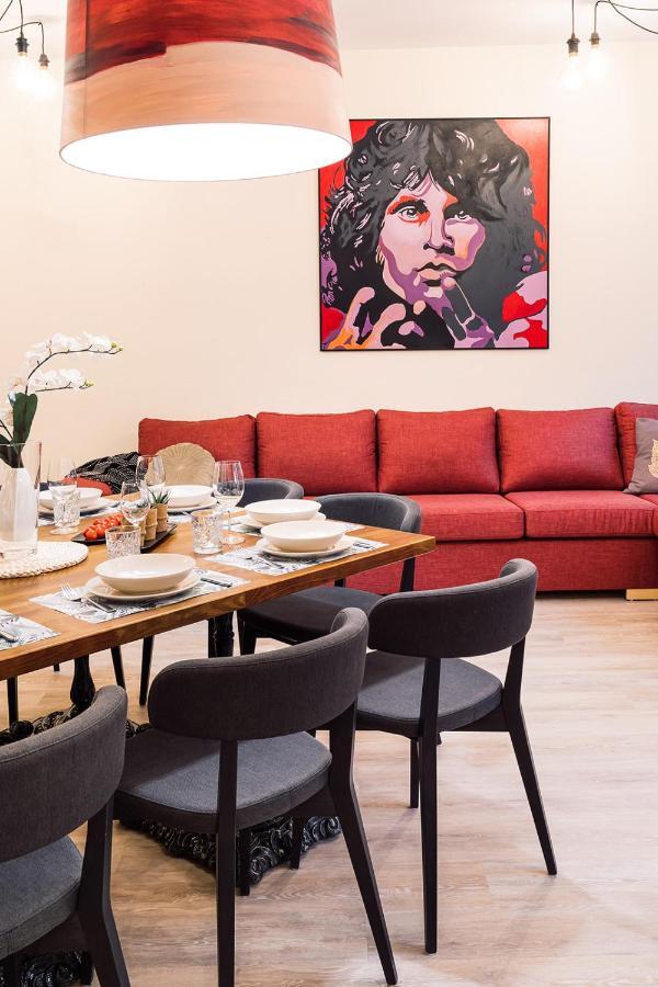 Morrison Apartment/15 Guests/7bedrooms/riga Old Town *