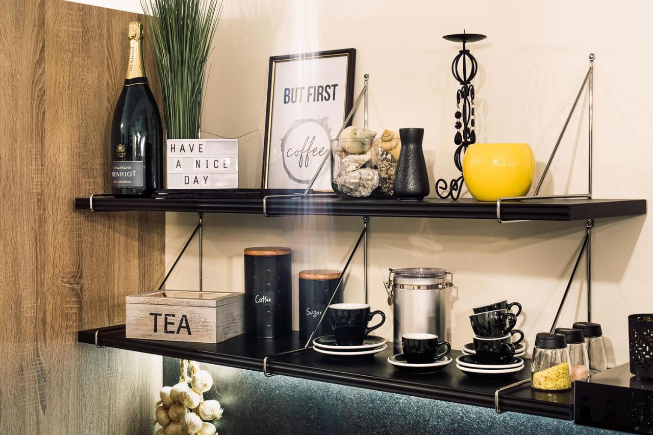 Morrison Apartment/15 Guests/7bedrooms/riga Old Town Dzīvoklis Riga