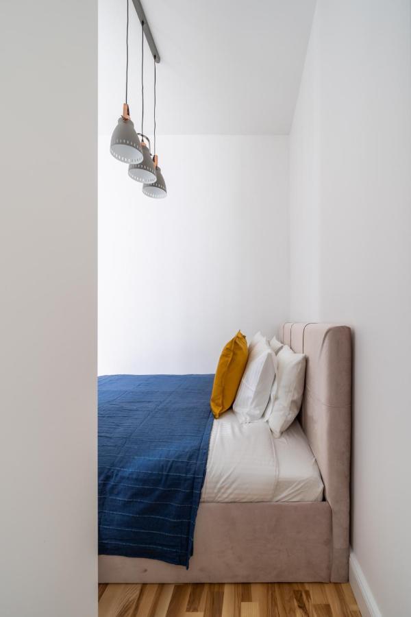 Huoneisto Lacplesa24 - Modern In Center Riika