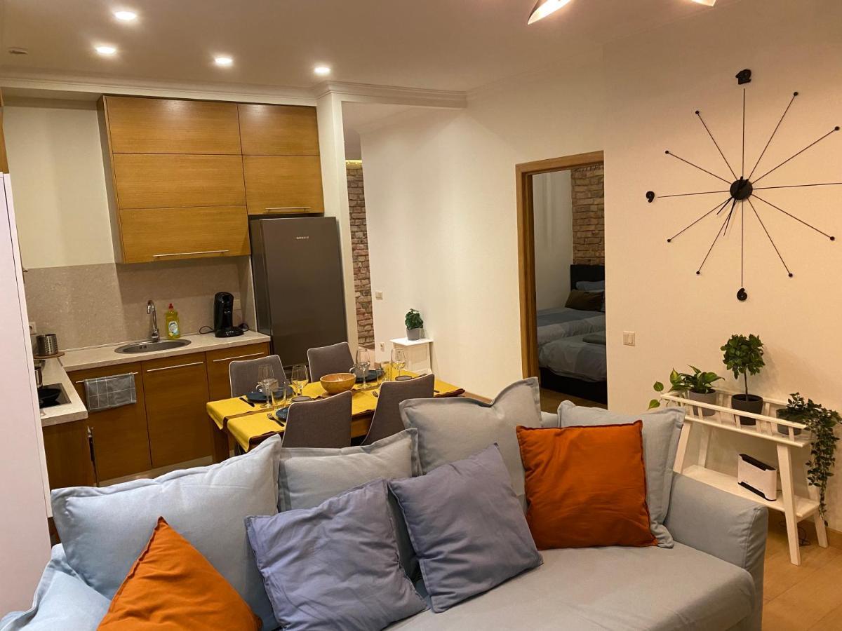 Cosy 2 Bedroom In Center