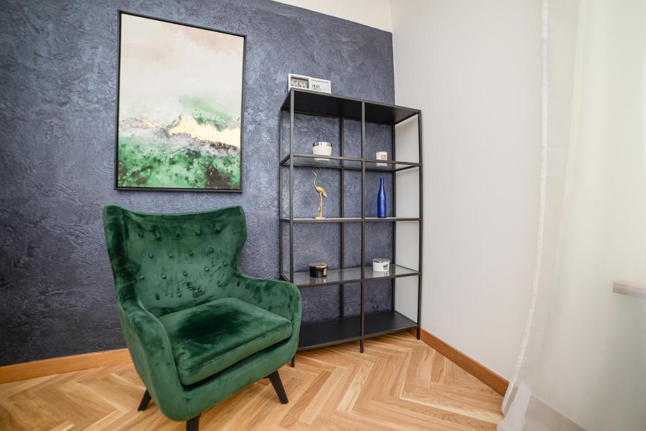 S22 Apartment