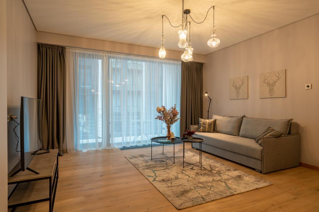 Easyrooms Dzirnavu Apartment *
