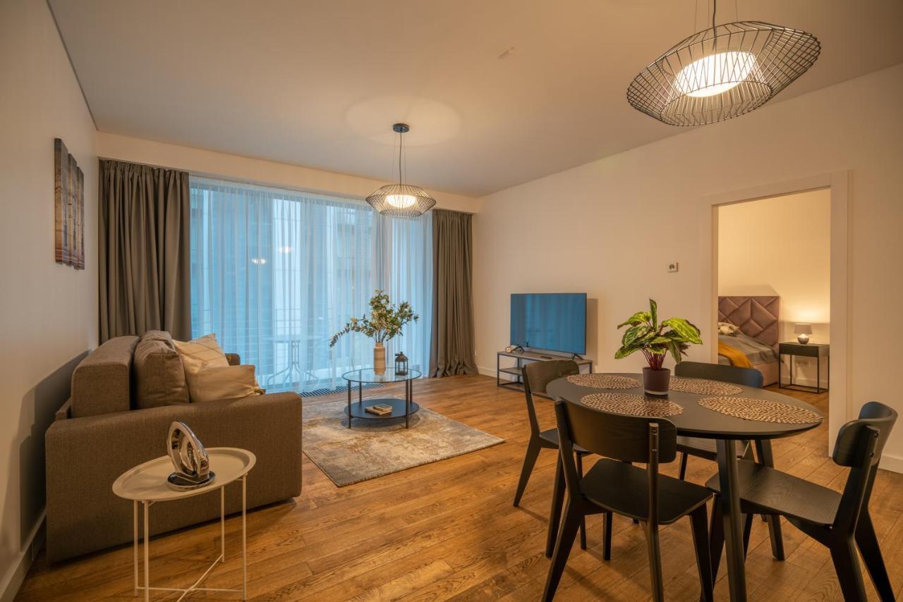 Easyrooms Dzirnavu Riga