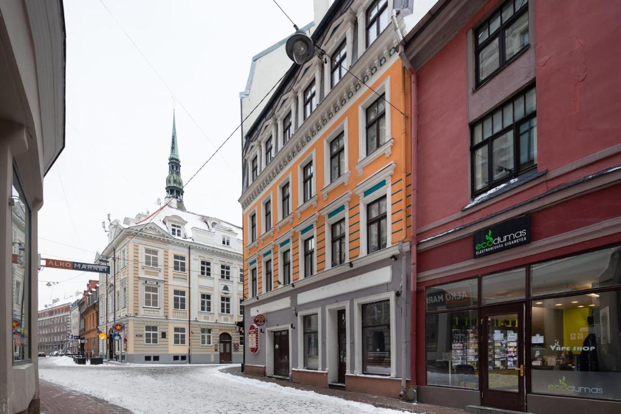 Old Two Bedroom With 2 Bathrooms * Riga