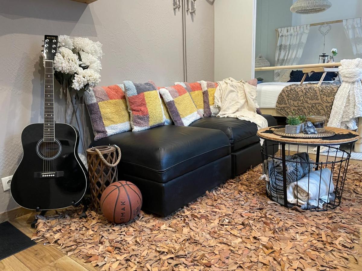 Apartment Exquisite 1br Apt W Garden In Center Riga