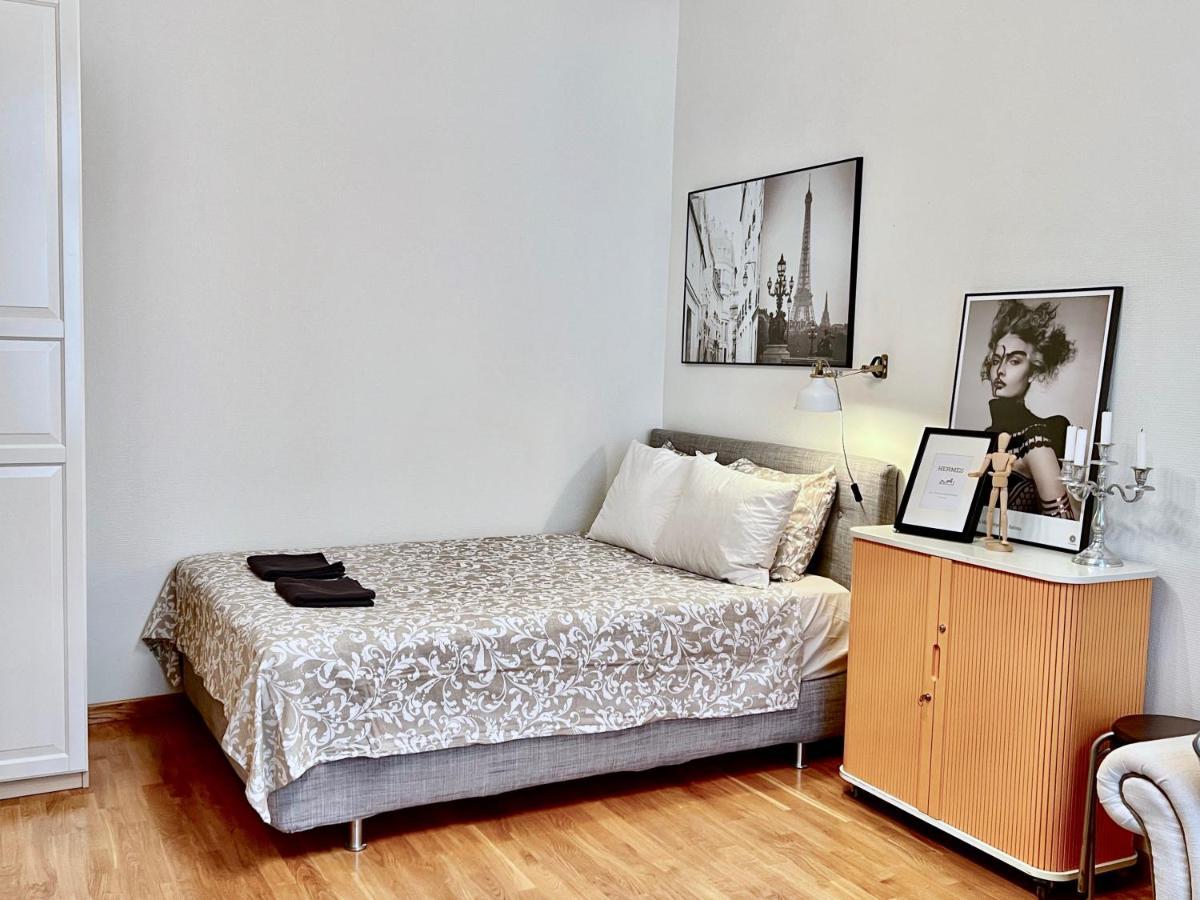Apartment Art Nouveau Masterpiece Experience