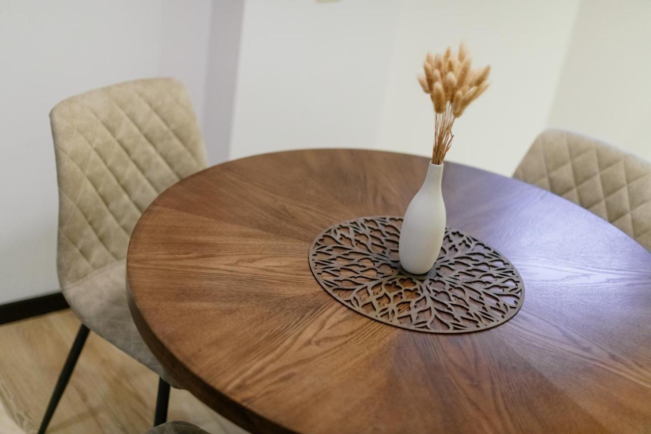 Premium - Ground Floor With Separate Entrance * Riga