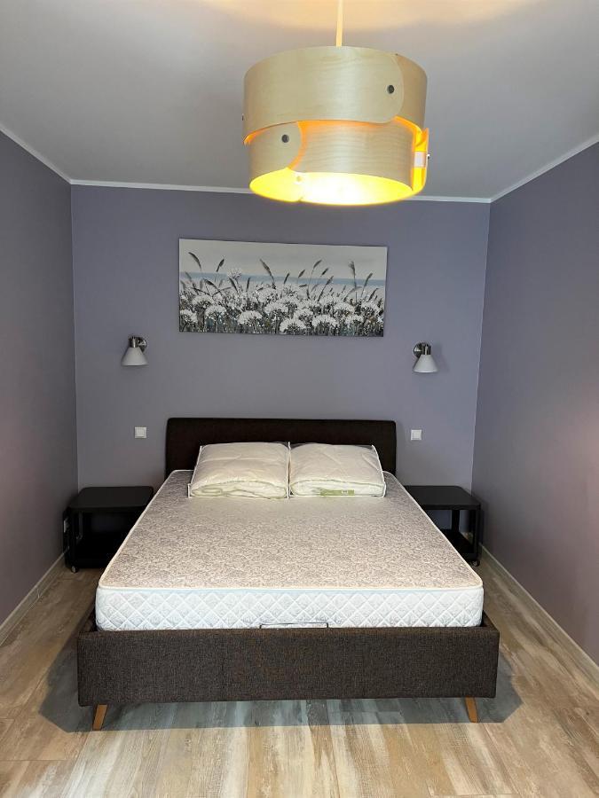 Classic And Calm City Center Apartment Riga