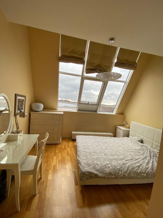 Centre , Skyloft 178m2 *