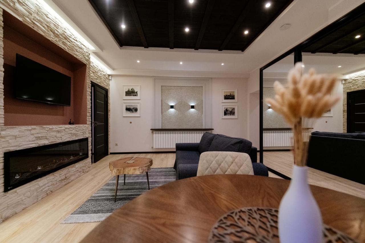 Premium - Ground Floor With Separate Entrance * Riga