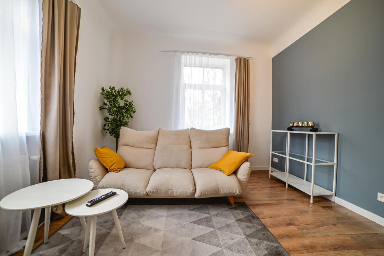 S22 Apartment *