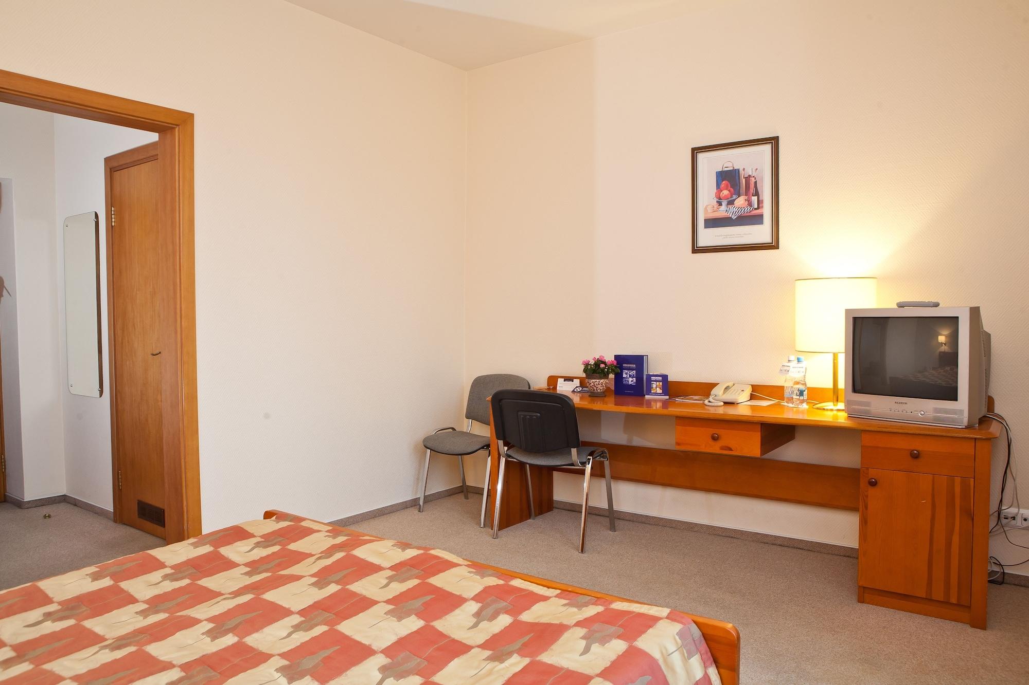 Kolonna Brigita 3*