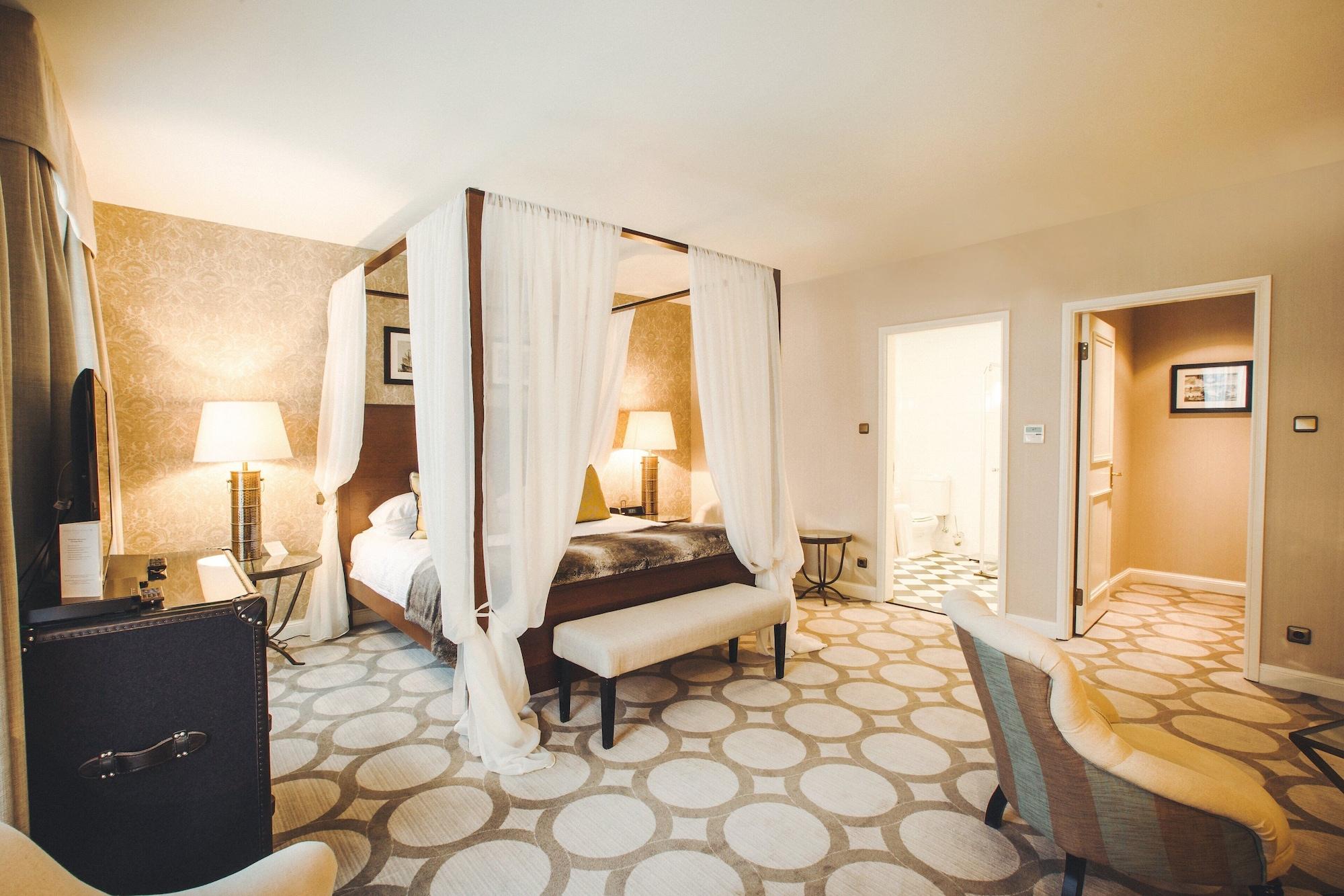 Hotel Grand Palace - Small Luxury Of The World Riga