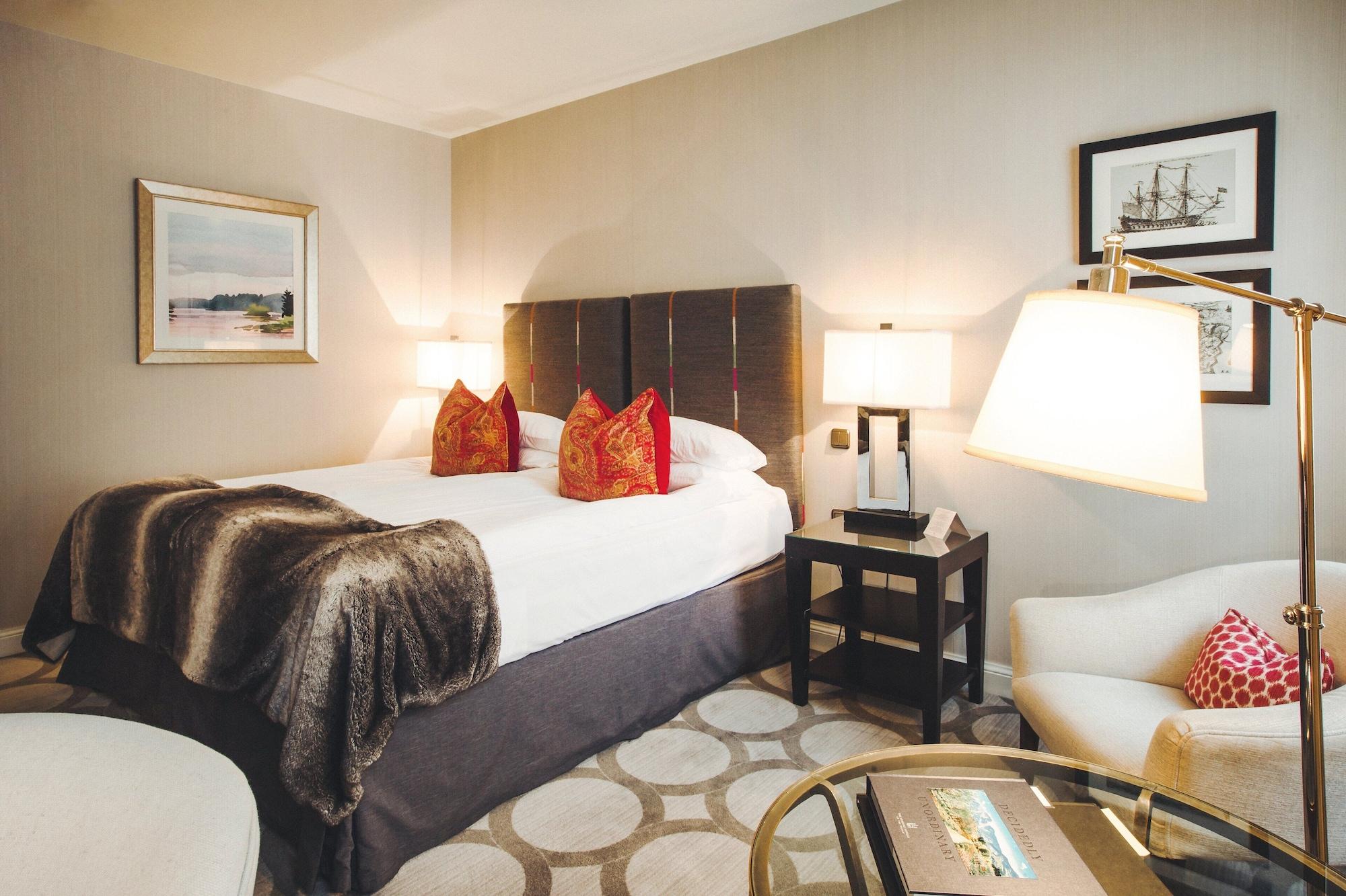 Hotel Grand Palace - Small Luxury Of The World 5*