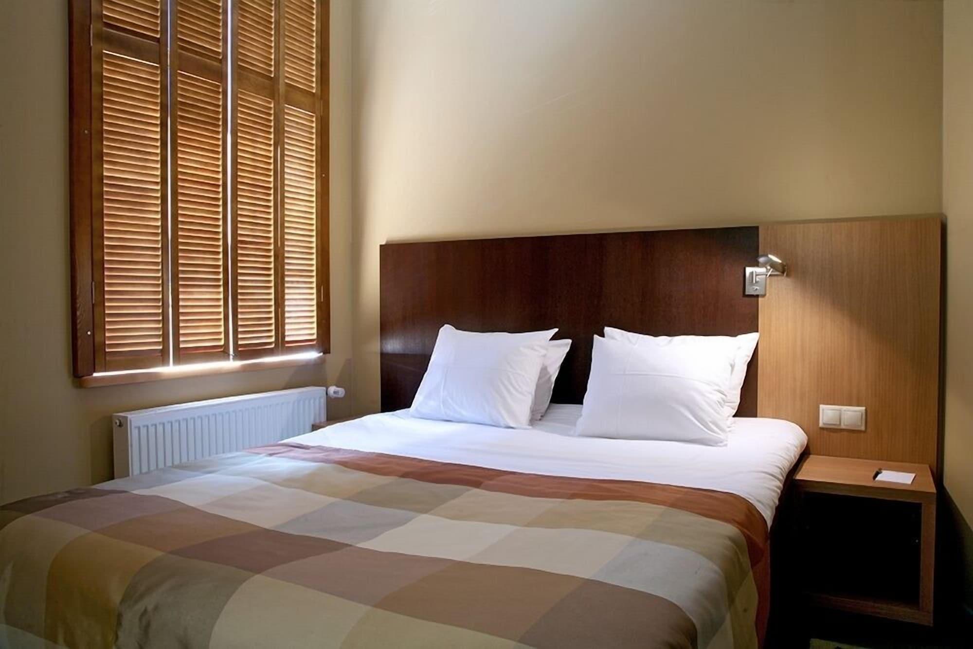 Hotel Hanza 3*