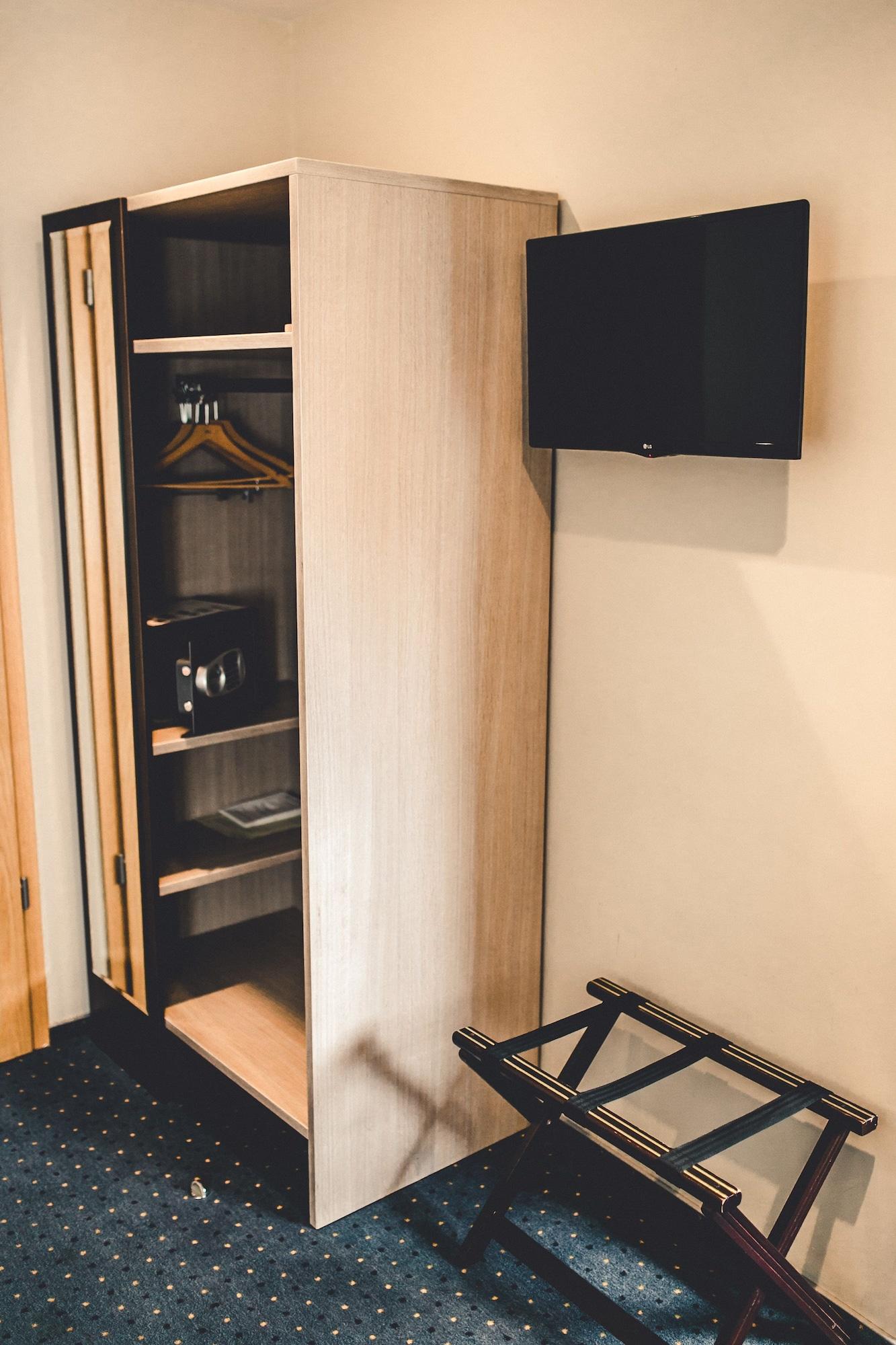 Hanza Hotel 3*