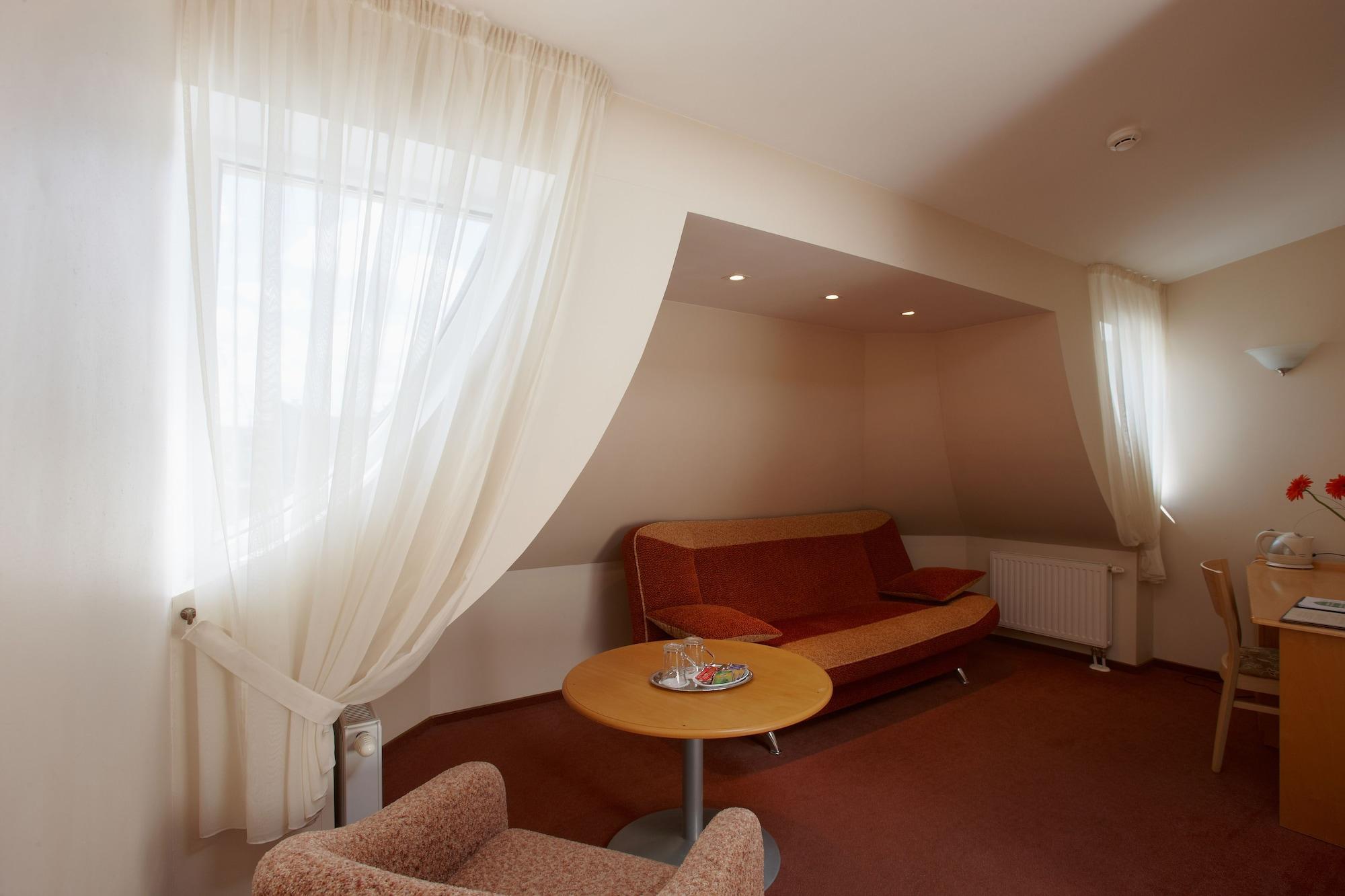 Hotel Edvards 3*